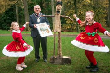 Get outdoors this December for a festive family adventure!