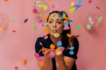 Families urged to switch off and reconnect this Christmas&nbsp;as Children's Commissioner calls for phone-free family time