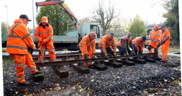 All aboard for remembrance - Omagh marks 75 years since tragic rail crash with heritage revival