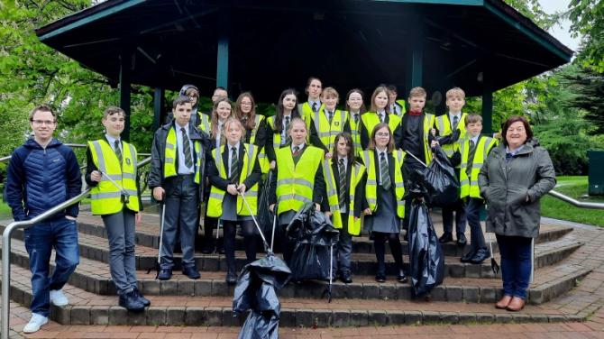 Omagh Volunteer Centre partners with Drumragh Integrated College for big litter pick